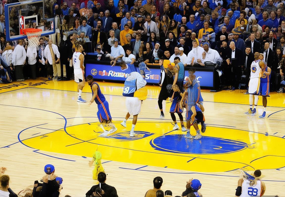 2016年库里对杜兰特NBA巅峰对决：甲骨文体育馆逆转雷霆之战(图2)