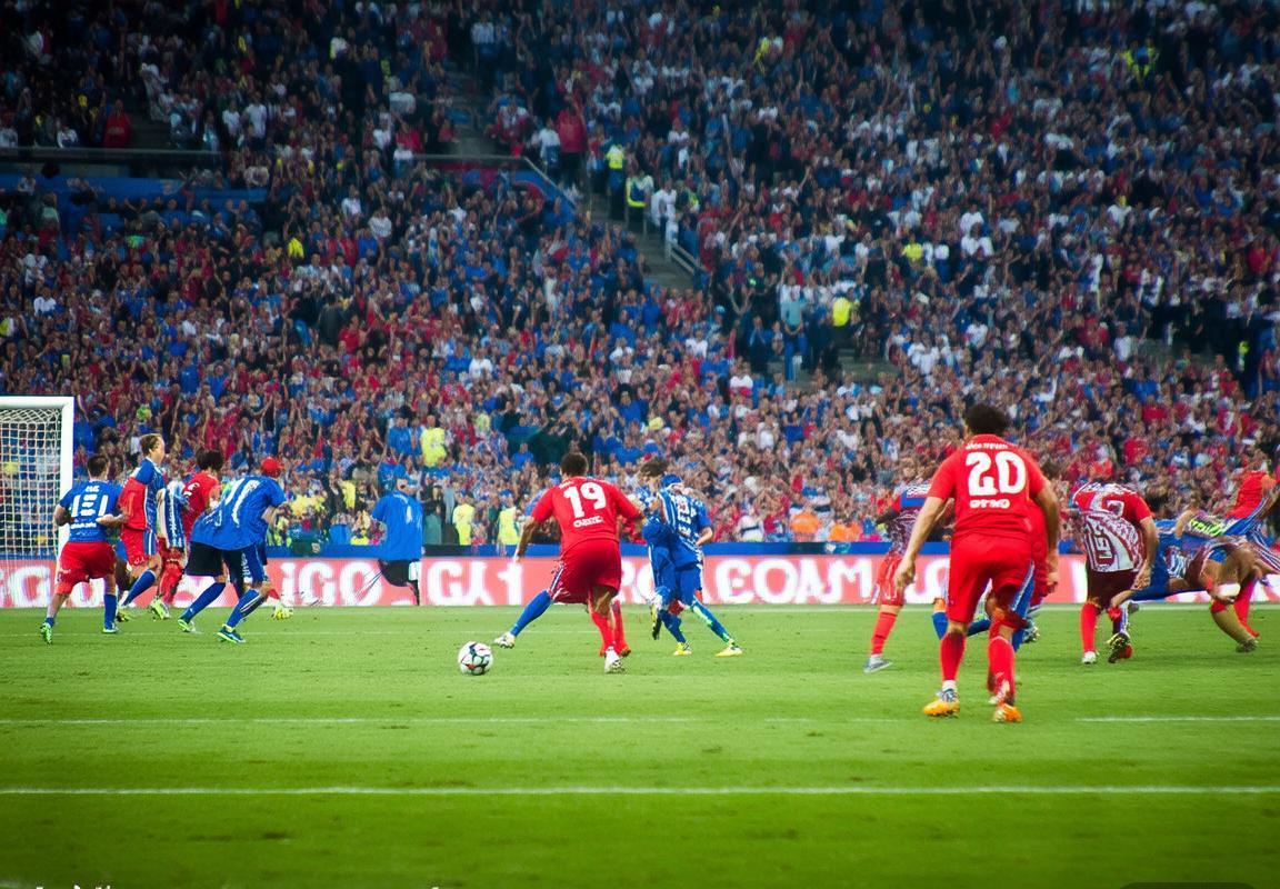 南美足球宿敌对决：班菲尔德与乌拉圭历史较量回顾(图2)